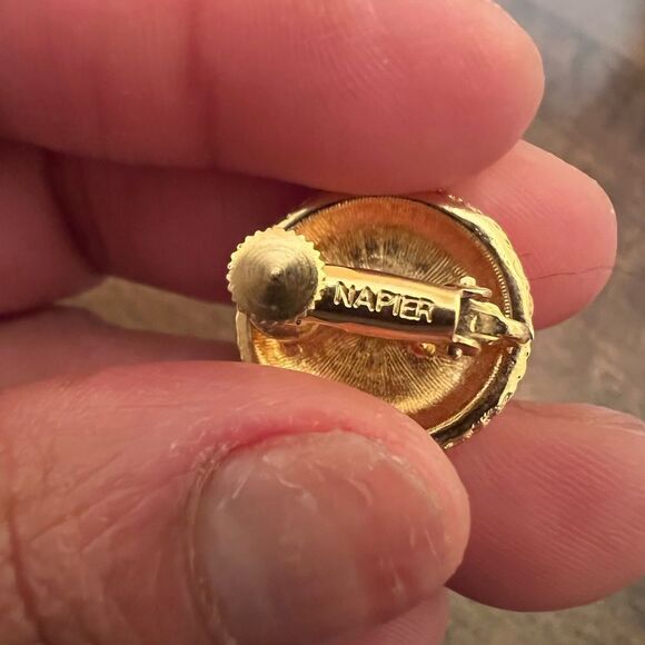 Napier Clip-On Earrings Gold Tone Faux Pearl Vintage Marked Signed Classic 3/4" - Picture 3 of 3